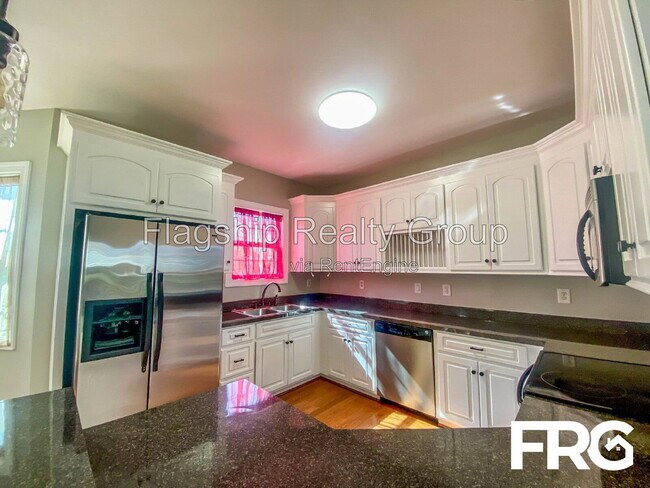 Building Photo - 101 Autumn Ridge Dr