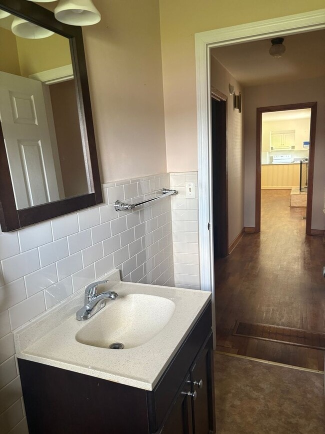 Building Photo - New For Rent in Moody!