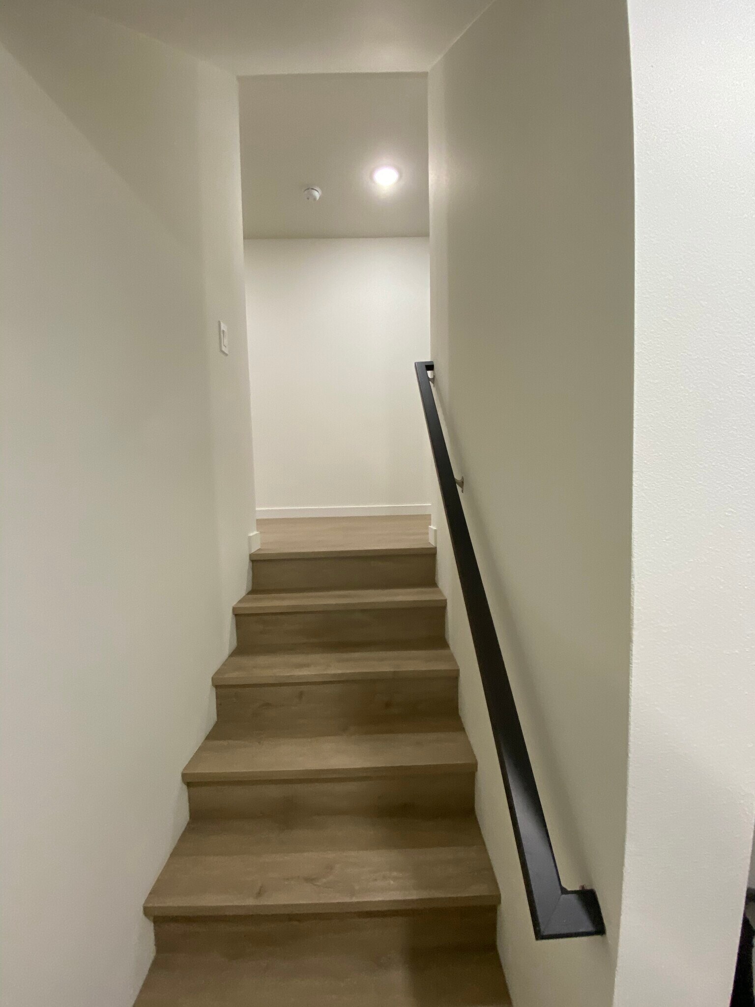 Building Photo - 2609 S Judkins St