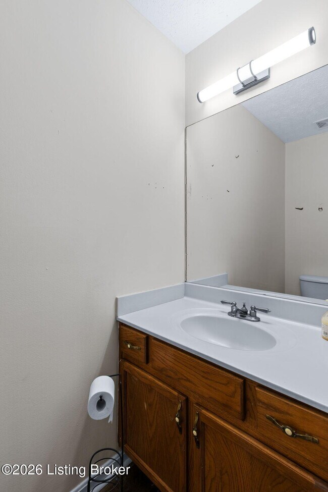 Building Photo - 5001 Middlesex Dr