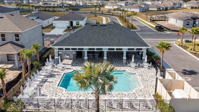 Building Photo - Pet Friendly, Spacious, modern 4 bed home ...