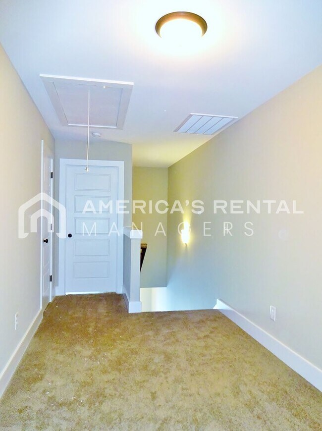 Building Photo - 4379 Shivas Way