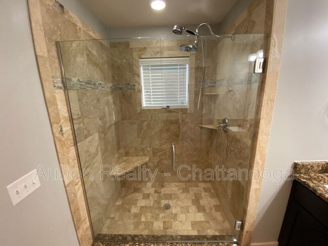 Building Photo - 602 Mariner Way