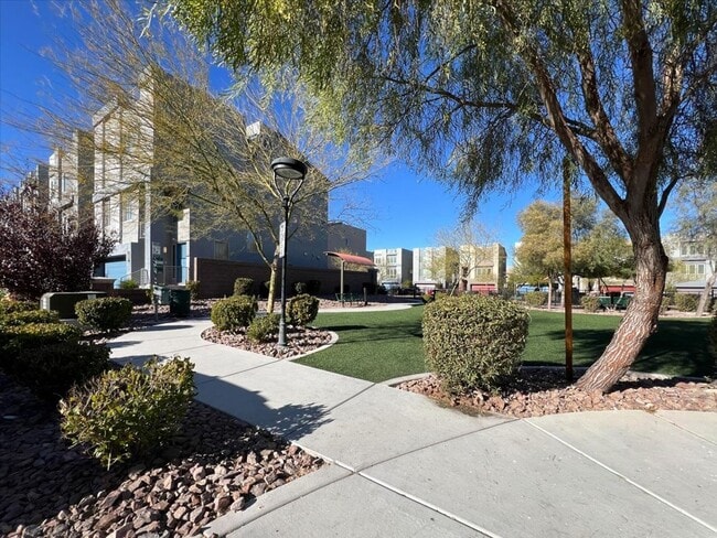 Building Photo - Stunning 4-Bedroom Home in Gated Community Near I-215 & Top Amenities!