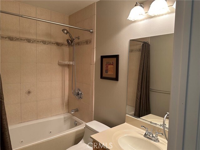 Building Photo - 705 Muscatel Ave