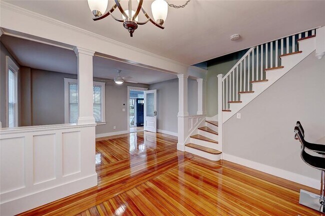 Building Photo - 167 Lafayette St