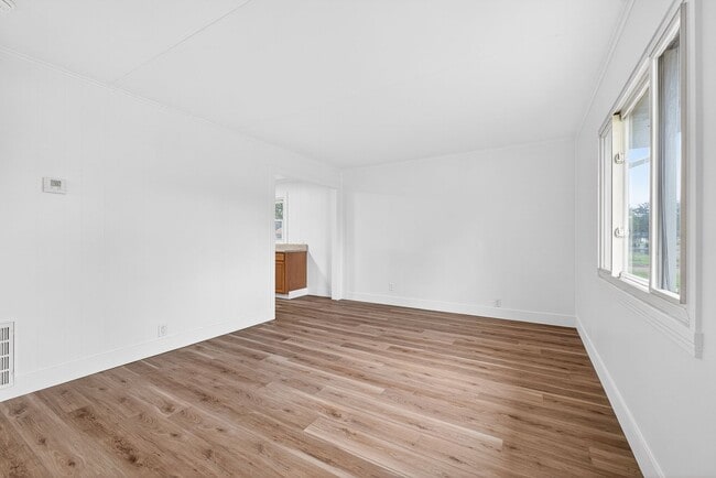 Building Photo - Beautifully Renovated 3BR Ranch w/ Garage, Covered Patio & Fenced Yard