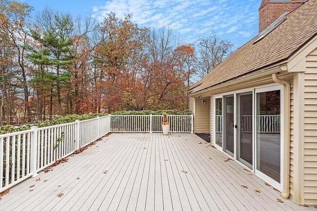Building Photo - 39 Monadnock Dr