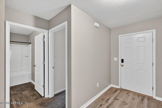 Building Photo - 9099 Tahoe Ln