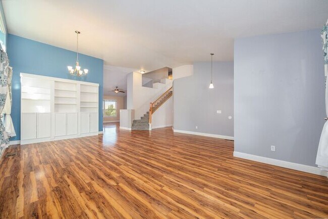 Building Photo - Welcome to this STUNNING 4-bedroom, 2.5-ba...