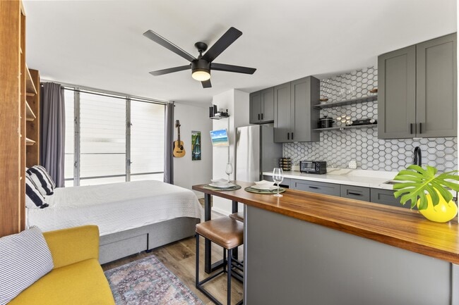 Building Photo - 249 Long Island St