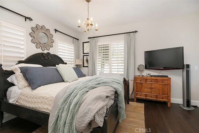 Building Photo - 27 Via Monarca St