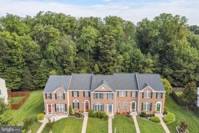 Building Photo - 2482 Jostaberry Way