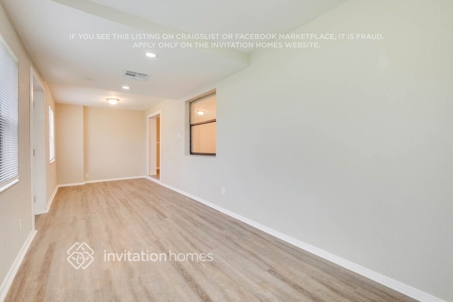 Building Photo - 6716 Wurn Park Ct