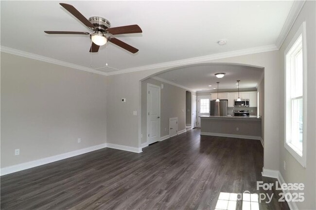 Building Photo - 3973 Newhall Dr NW