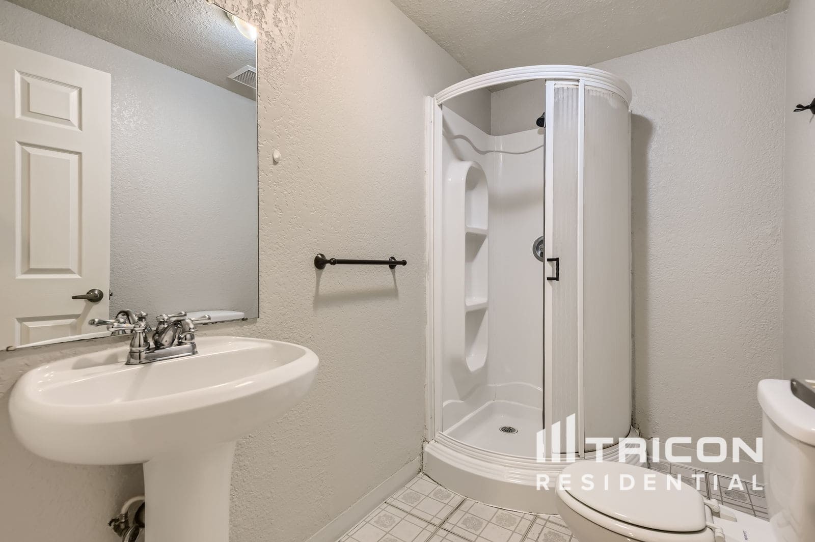Building Photo - 16854 Dandelion Way