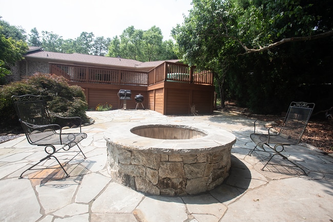 Building Photo - 2282 State Park Rd