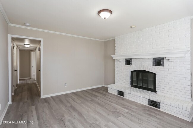 Building Photo - 11251 Andrea Dr