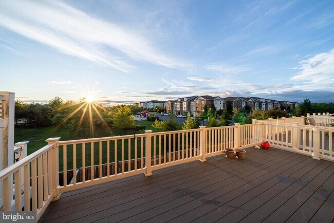 Building Photo - 23697 Sailfish Square