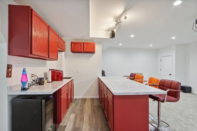 Building Photo - 5811 Levitan Ln