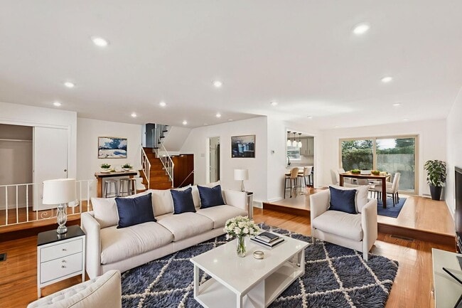 Building Photo - 1234 Remington Rd