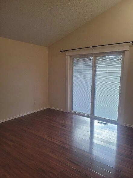 Building Photo - 6107 SW 163rd Pl