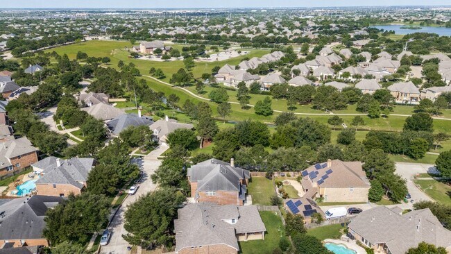Building Photo - 9318 Rainbluff Ln