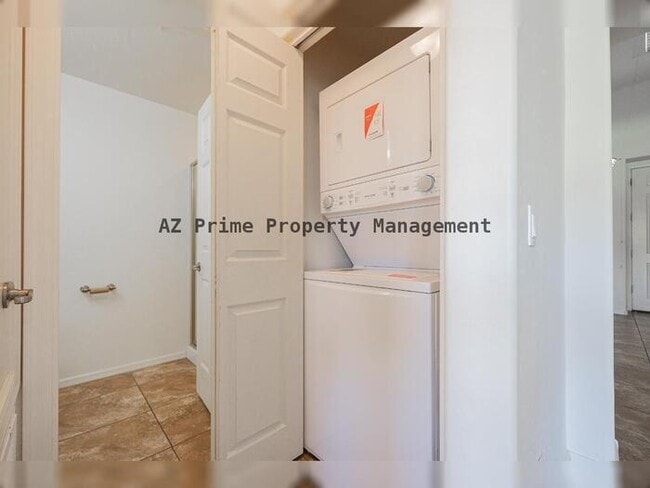 Building Photo - 300 N Gila Springs Blvd