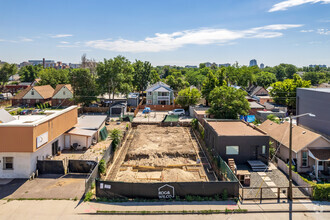 Building Photo - 434 Santa Fe Drive