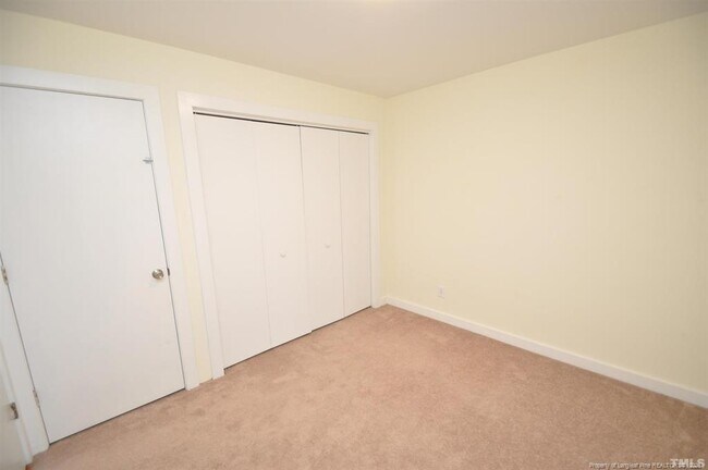 Building Photo - 100 Carmichael Ct