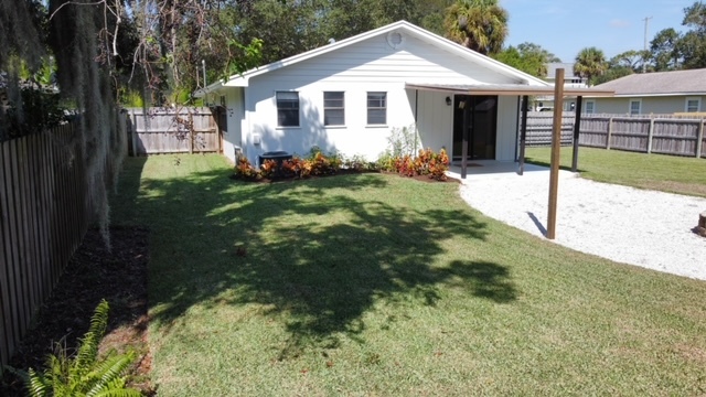 Back of house - 1568 24th Ave