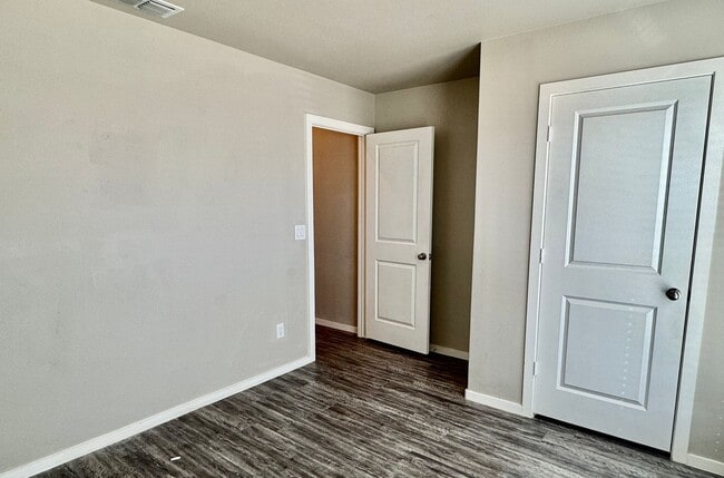 Building Photo - 2121 N Avenue J