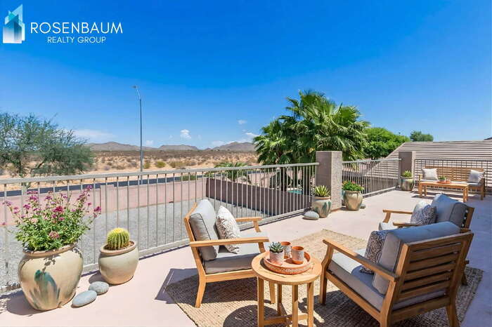 Building Photo - 538 E Dragon Springs Dr