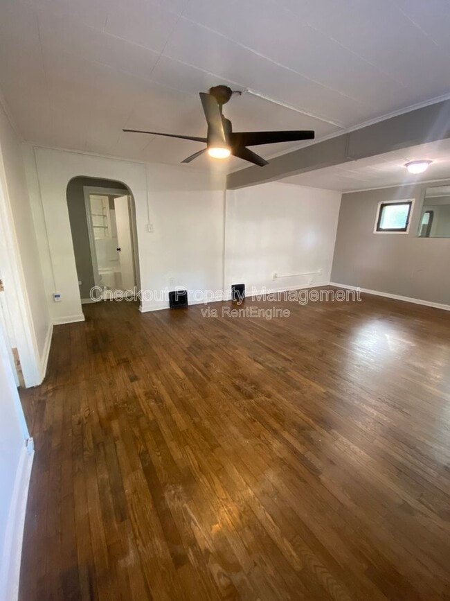Building Photo - 5516 Fairridge Ct