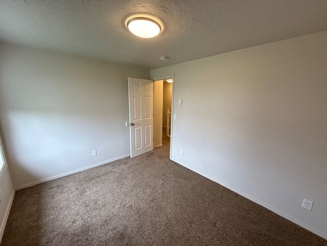 Building Photo - 3714 47th Ave NE