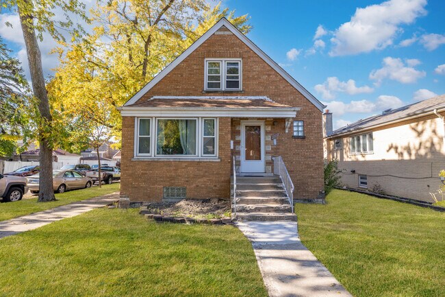 Primary Photo - 4858 S Kildare Ave