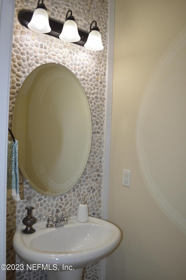 Building Photo - 13348 Ocean Mist Dr