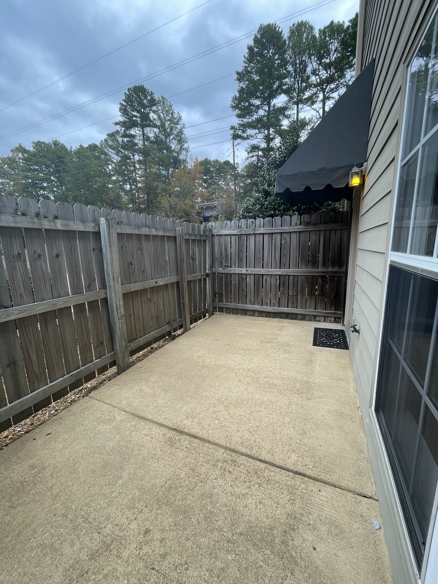 Enclosed Patio - 2901 Harris Dr