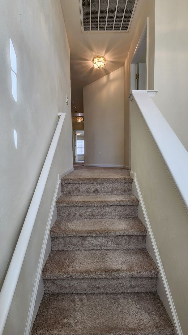 Building Photo - Sawyer Lakes