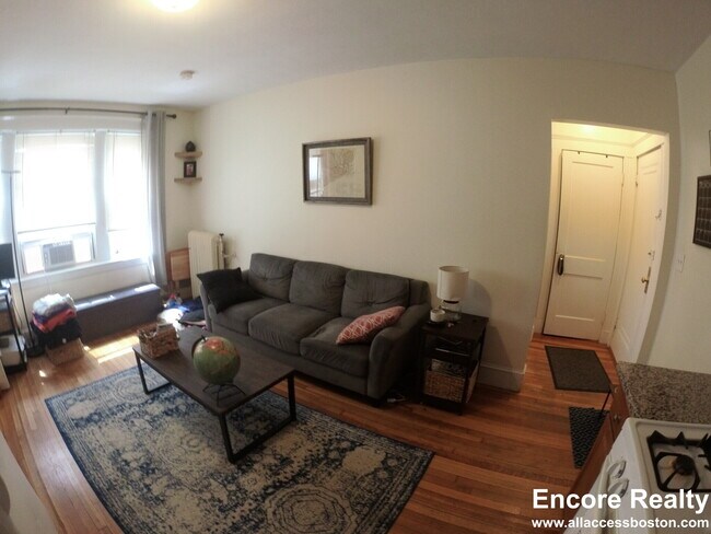 Building Photo - 1615 Commonwealth Ave