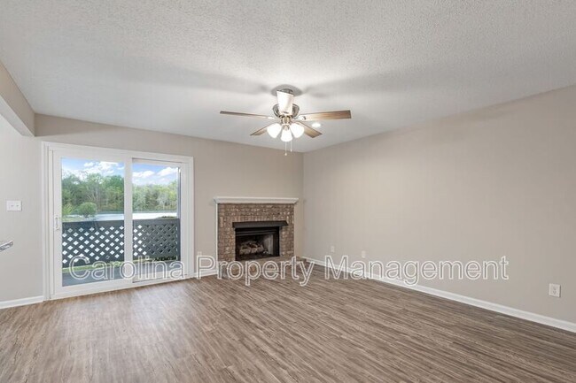 Building Photo - 5867 Harris Grove Ln