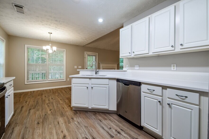 Building Photo - 1016 Fishback Way