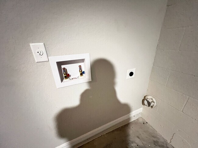 Building Photo - AWESOME 3 BD/2BA Home in Ocala!! Ready for Move-In