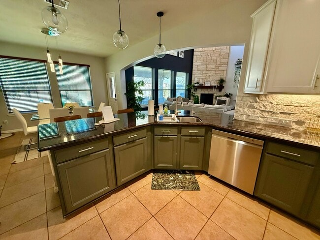 Building Photo - 8153 Tranquil Lake Way