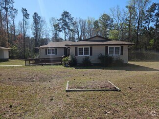 Building Photo - New Listing!!