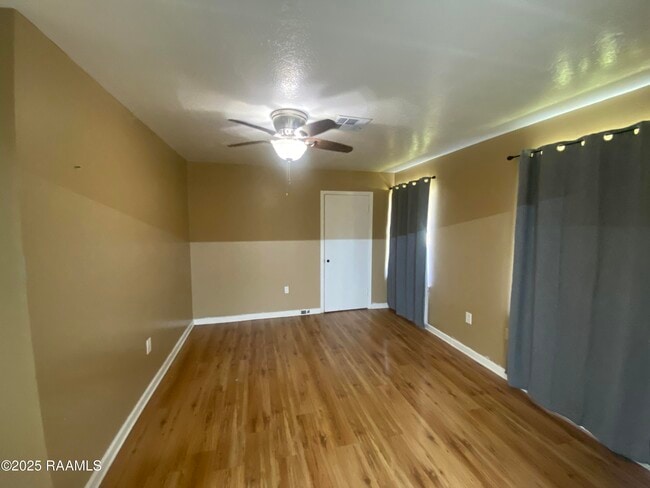 Building Photo - 1656 Bellridge Dr