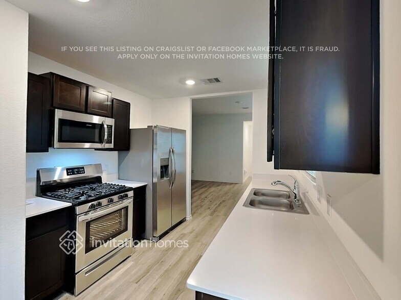 Building Photo - 24126 Sonoran Hts Ct