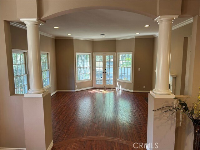 Building Photo - 300 S Timken Rd