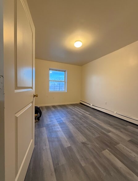 Building Photo - 2292 Nameoke Ave