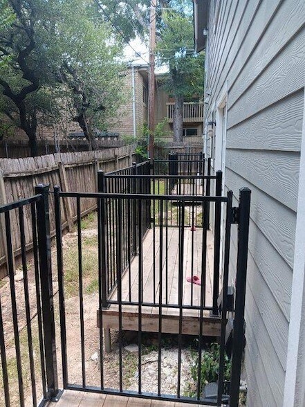 Building Photo - 8402 Fathom Cir
